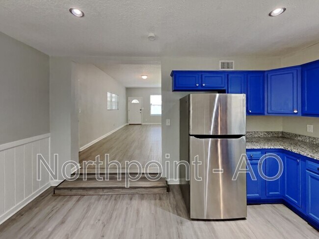 Foto del edificio - 5039 Lexington Ave