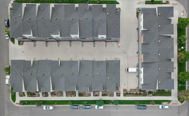 Building Photo - 517 S Upham Ct