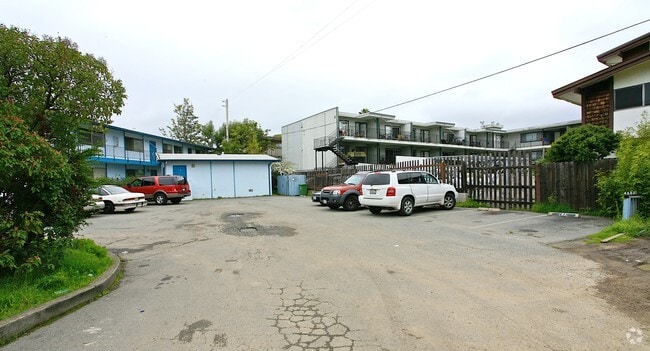 Building Photo - 3757 Kerner