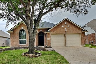 Building Photo - 6715 Atasca S Ct
