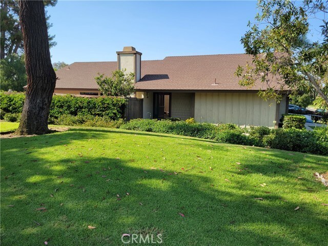 Building Photo - 1 Almond Tree Ln