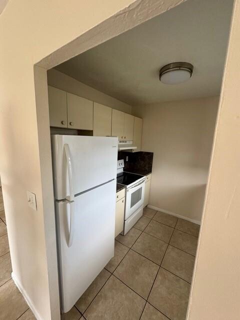 Foto del edificio - 670 NE 46th Ct