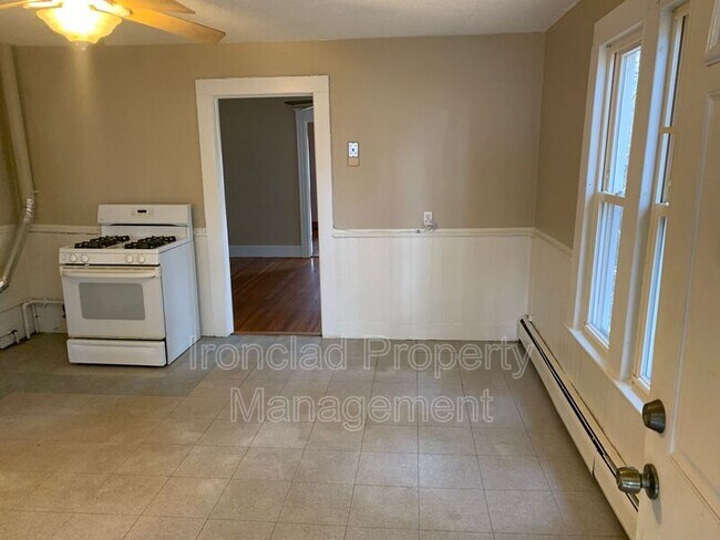 Foto del edificio - 245 Center St