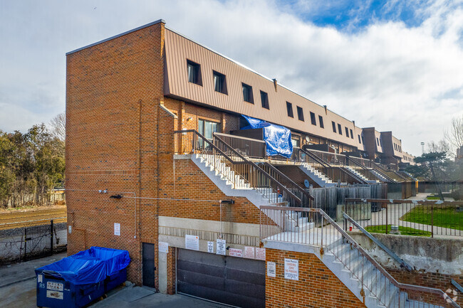 Building Photo - Cooper Mills Townhomes