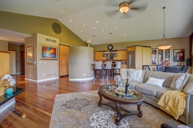 Building Photo - 5006 Mirandy Rose Ct