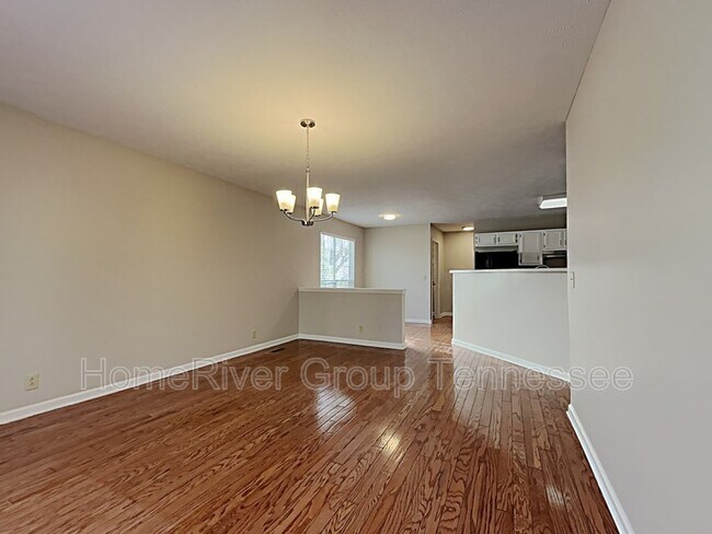 Building Photo - 2324 Peak Hill Cove