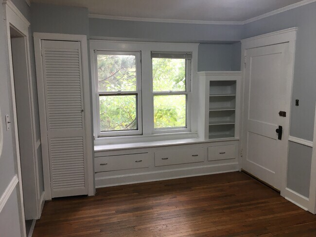 Foto del edificio - 14837 Hilliard Rd
