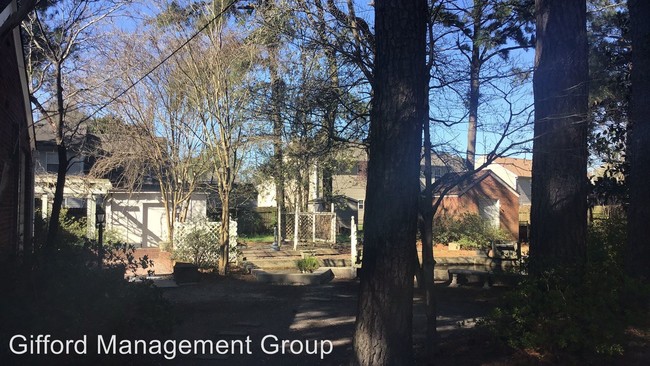 Building Photo - 4 br, 1.5 bath House - 1301 Freeman Avenue