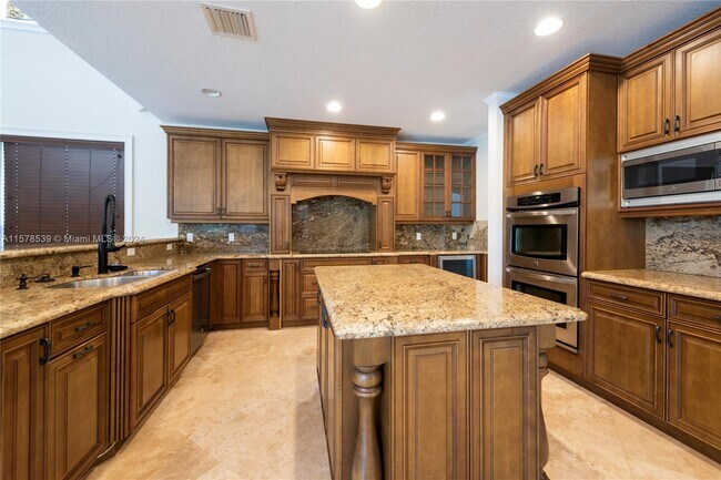 Building Photo - 3469 Gulfstream Way