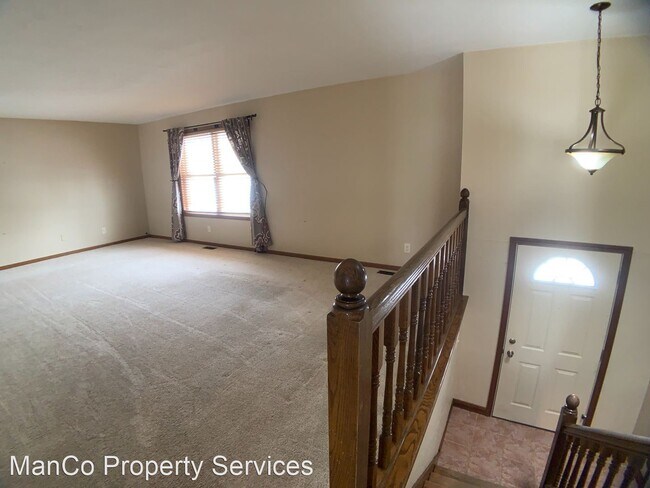 Building Photo - 4 br, 2.5 bath House - 2601 Alice Dr.