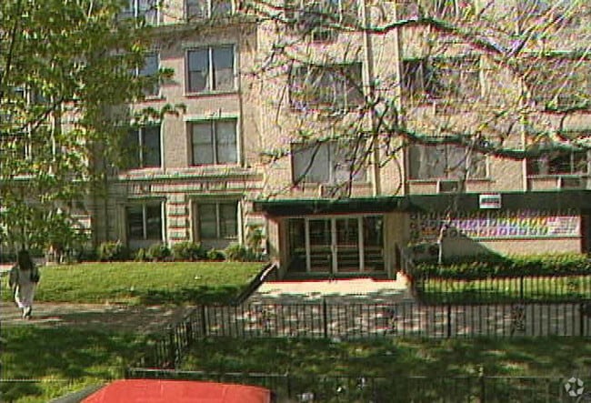 APARTMENTS FOR RENT visual data 5