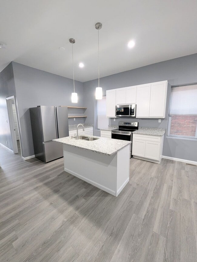 Building Photo - 3438 Oregon Ave