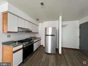 Building Photo - 222 N 9th St