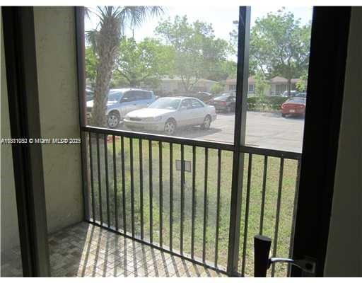 Foto del edificio - 16851 NE 23rd Ave