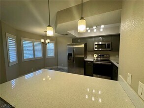 Building Photo - 1400 Oak Rock Dr