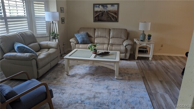 Foto del edificio - 9664 W Plantation Ln