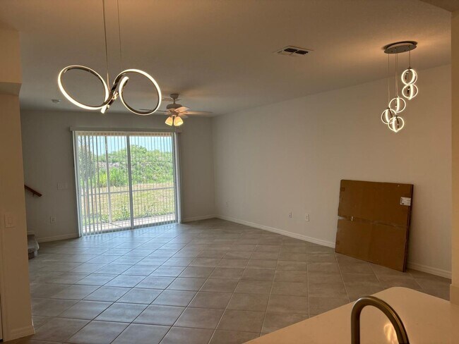 Foto del edificio - ** ANNUAL ** ORANGE BLOSSOM RANCH NEW CONS...