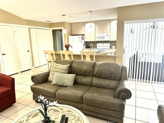 Foto del edificio - 4101 Water Oak Ct