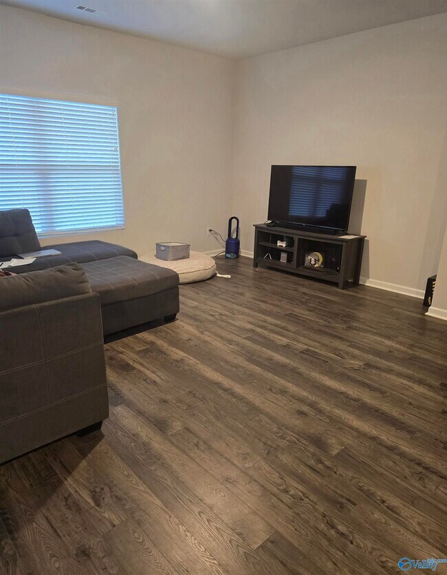 Foto del edificio - 129 Canonbury Dr