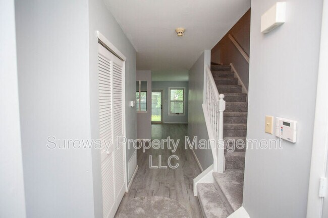 Foto del edificio - 12 Grant Ln