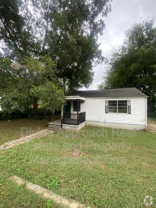 Belcher Homes Apartments for Rent with a Yard Birmingham, AL 2