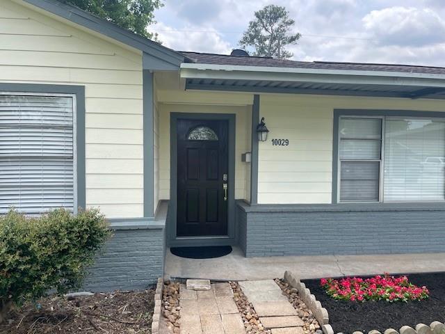 Primary Photo - 10029 Hazelhurst Dr