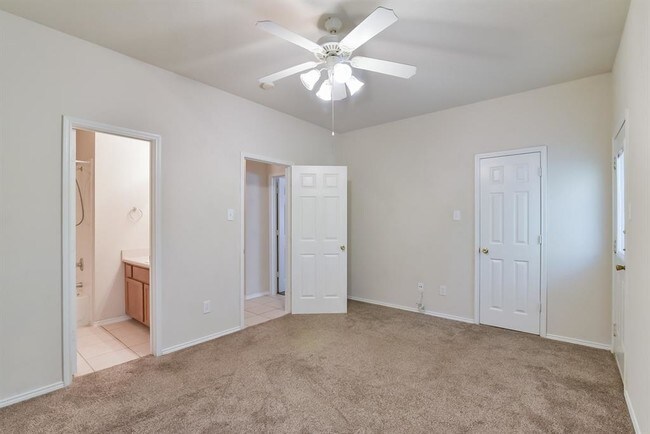 Building Photo - 1316 Melanie Trail