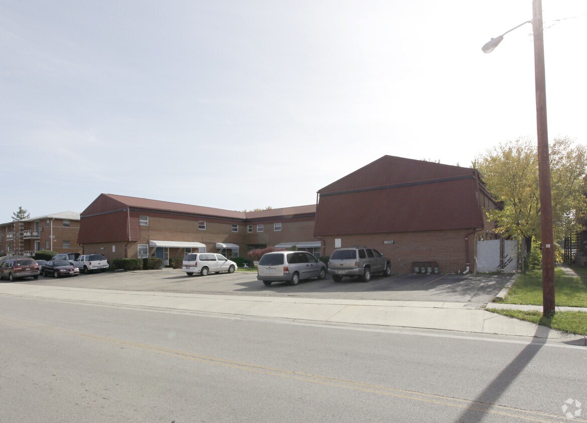 Primary Photo - 4637 Hilton Ave