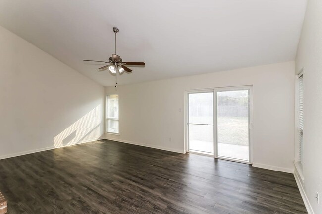 Building Photo - 22107 Cimarron Pkwy