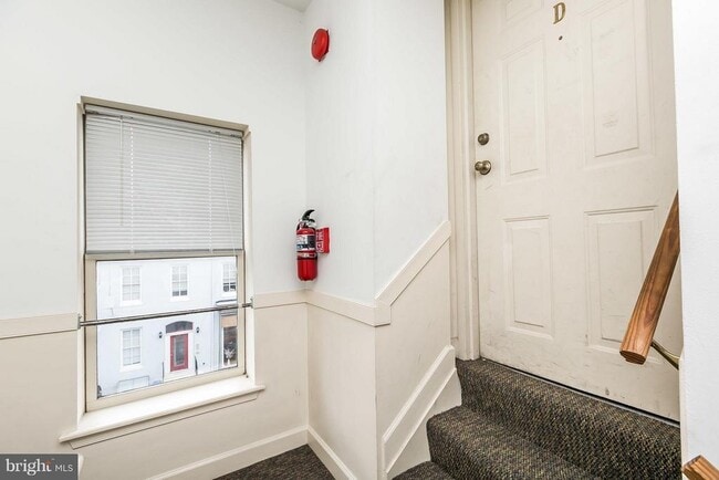 Building Photo - 1 W Henrietta St