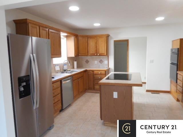 Building Photo - 4801 Hiland Dr