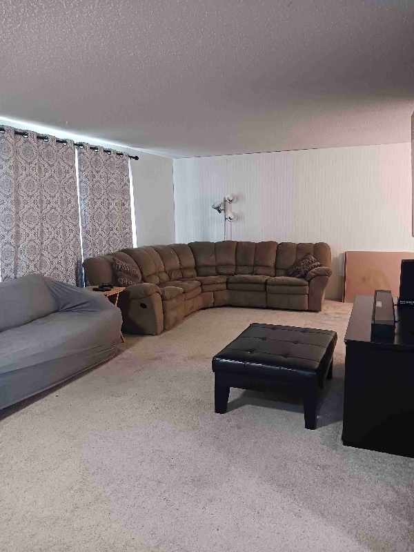 Foto del edificio - 8134 Ammons Way