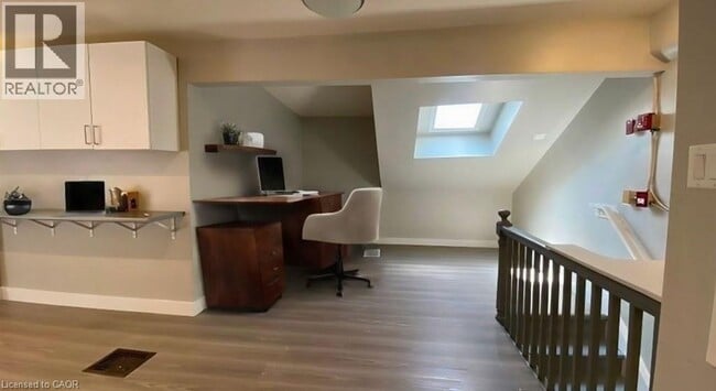 Building Photo - 72 Victoria Ave S