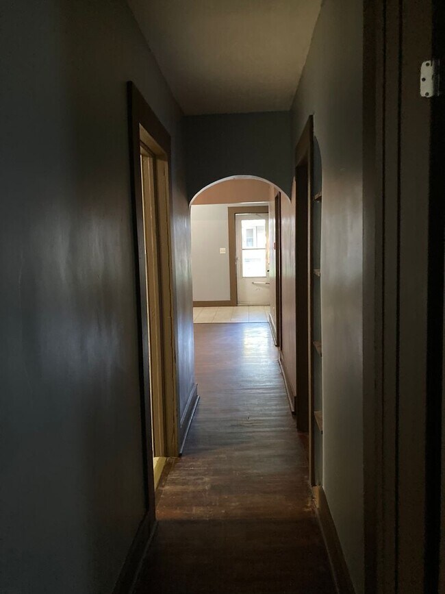 Foto del edificio - Price reduced Spacious 3 bedroom, 1 bath h...