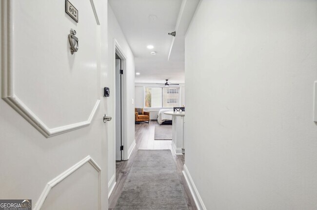 Foto del edificio - 2479 Peachtree Rd NE