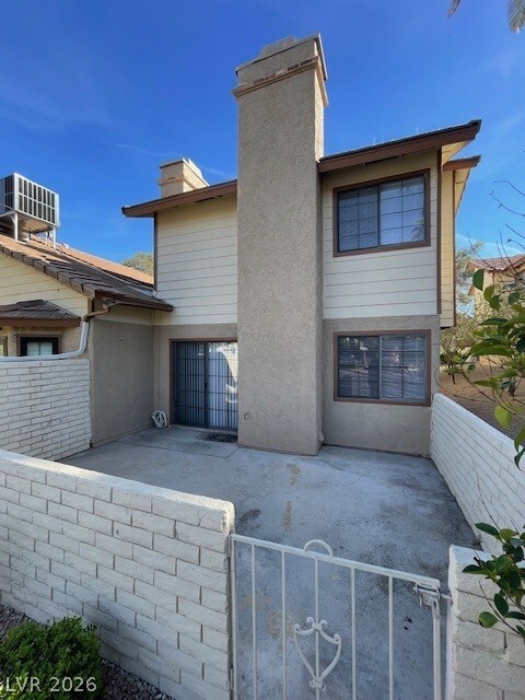 Foto del edificio - 3283 Dawnflower St