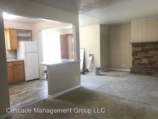 Building Photo - 5000-108 Deer Park Dr SE