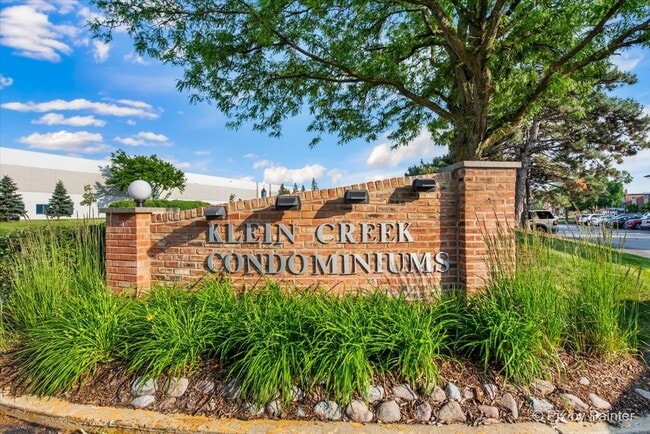 Foto del edificio - 312 Klein Creek Ct