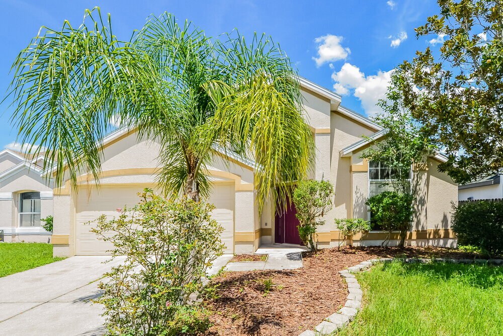 Foto principal - 10025 River Glen Ct