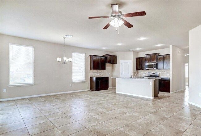 Building Photo - 1900 Alvarado Dr
