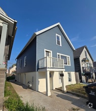 Building Photo - 2445 S 5th Pl