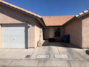 Building Photo - 304 Crosswind Way