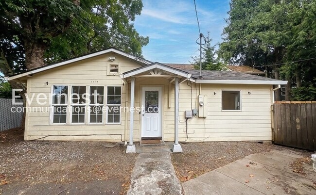 Photo - 2-Bed/2-Bath Charming Home with Fenced Yard/Available Now!