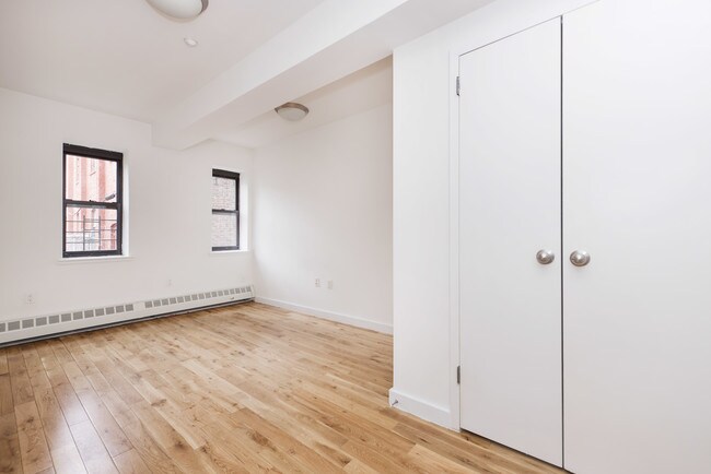 Building Photo - 63 W 137th St