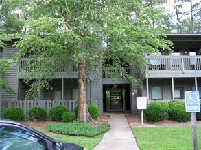 Building Photo - 1878 Tryon Dr