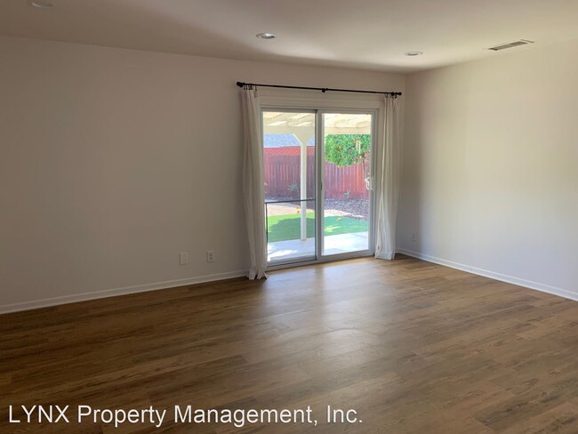 Building Photo - 4 br, 2 bath House - 885 Perry Court