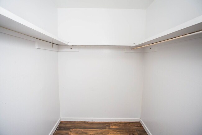 Foto del edificio - Comfy 2 bed 1 bath home!