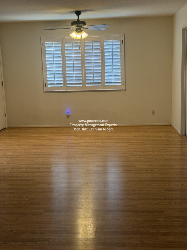 Foto del edificio - 6324 Savannah Pl