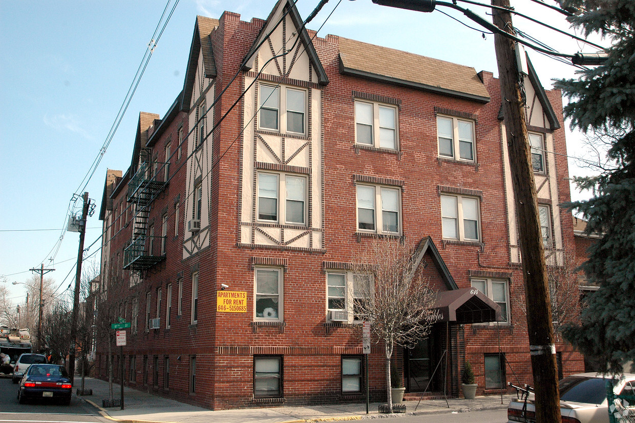 Rose Gables Apartments North Bergen