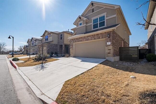 Building Photo - 3651 Sandy Brook Dr